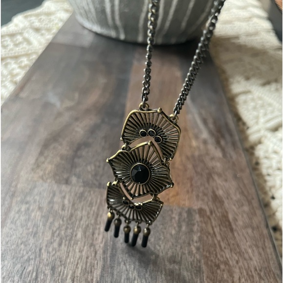 Lia Sophia Jewelry - LIA SOPHIA Jewelry Aragon retired Adjustable 30-33 inches long necklace